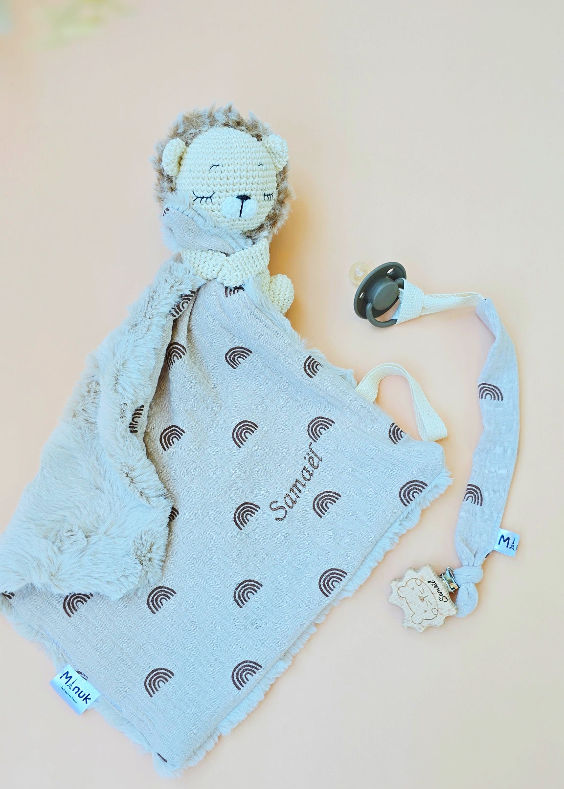 Coffret Naissance Lion, Doudou et Attache tétine Lion Personnalisé