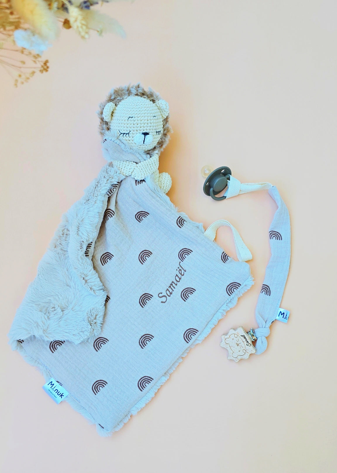 Coffret Naissance Lion, Doudou et Attache tétine Lion Personnalisé