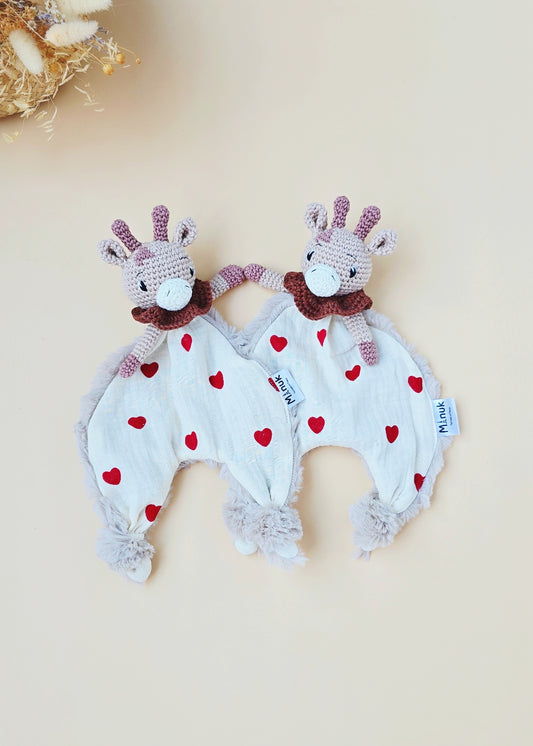 Doudou Câlin Girafe Personnalisé Petit cœur rouge