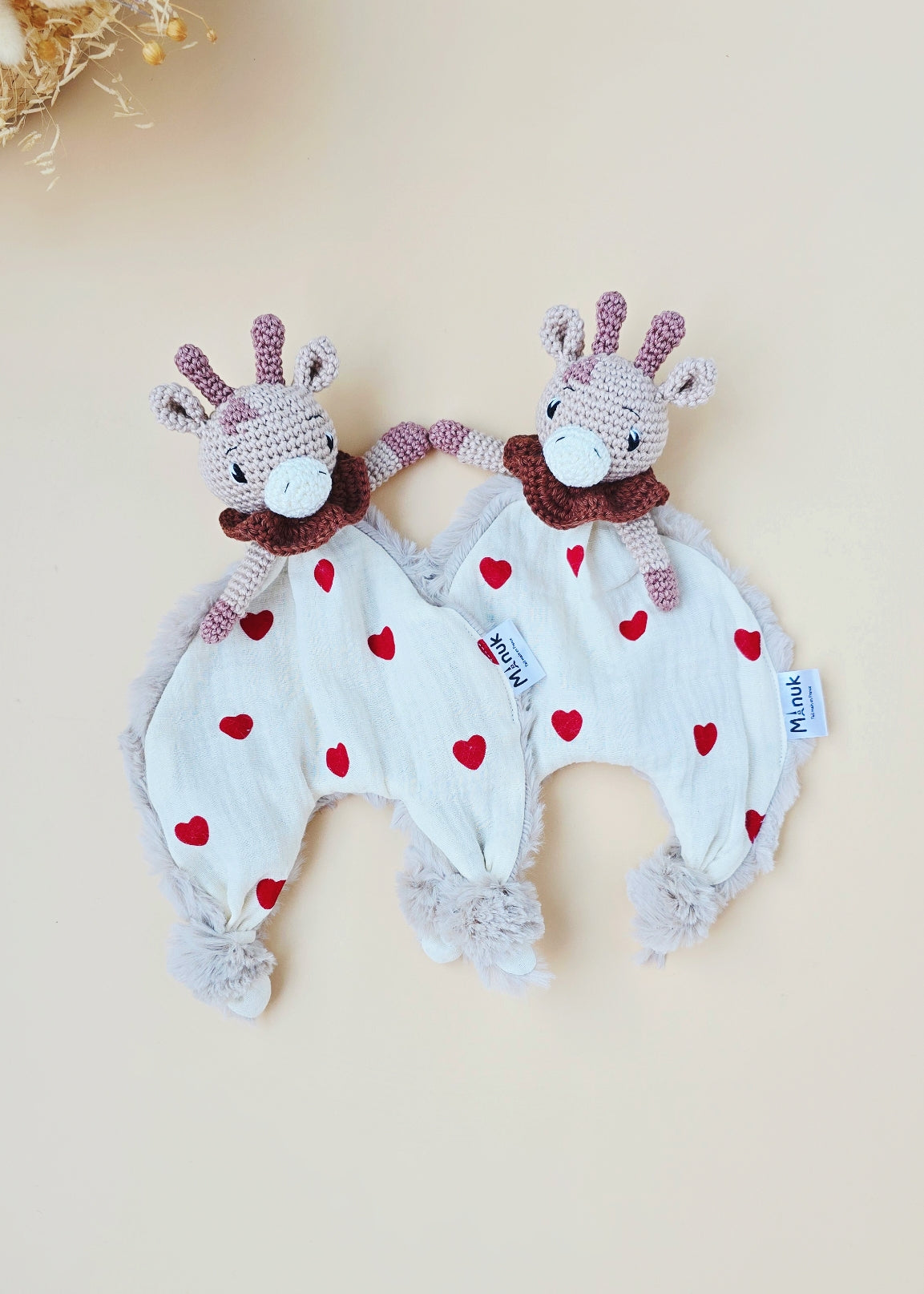 Doudou Câlin Girafe Personnalisé Petit cœur rouge