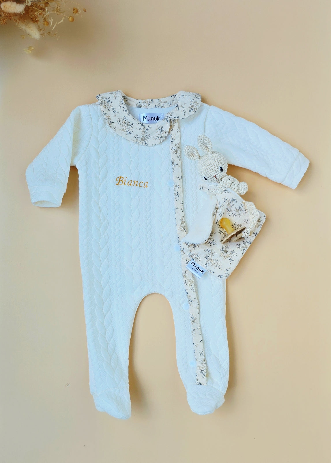 Coffret Naissance, Mini Doudou Lapin Attache tétine, Pyjama personnalisé