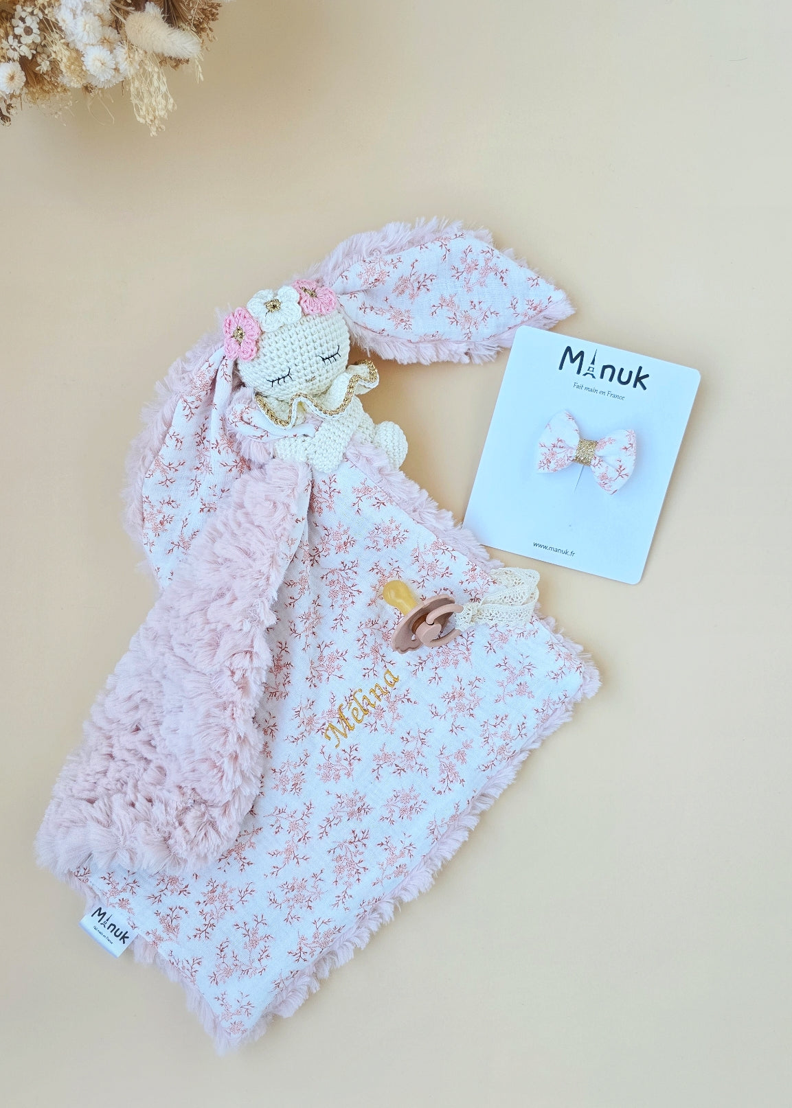 Coffret Naissance Personnalisé Doudou Attache tétine Lapin avec couronne fleurie Barrette cheveux