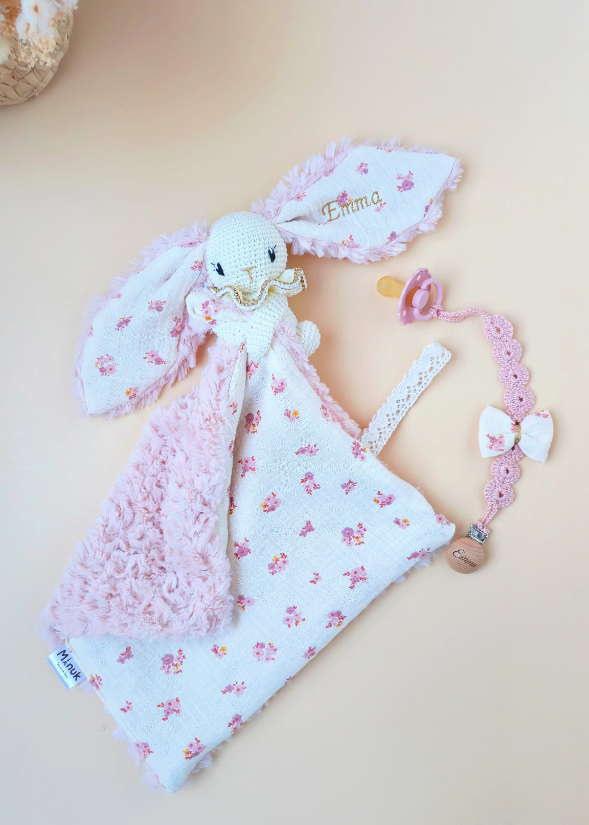 Coffret Naissance Doudou Lapin Longues oreilles Attache tétine Personnalisé