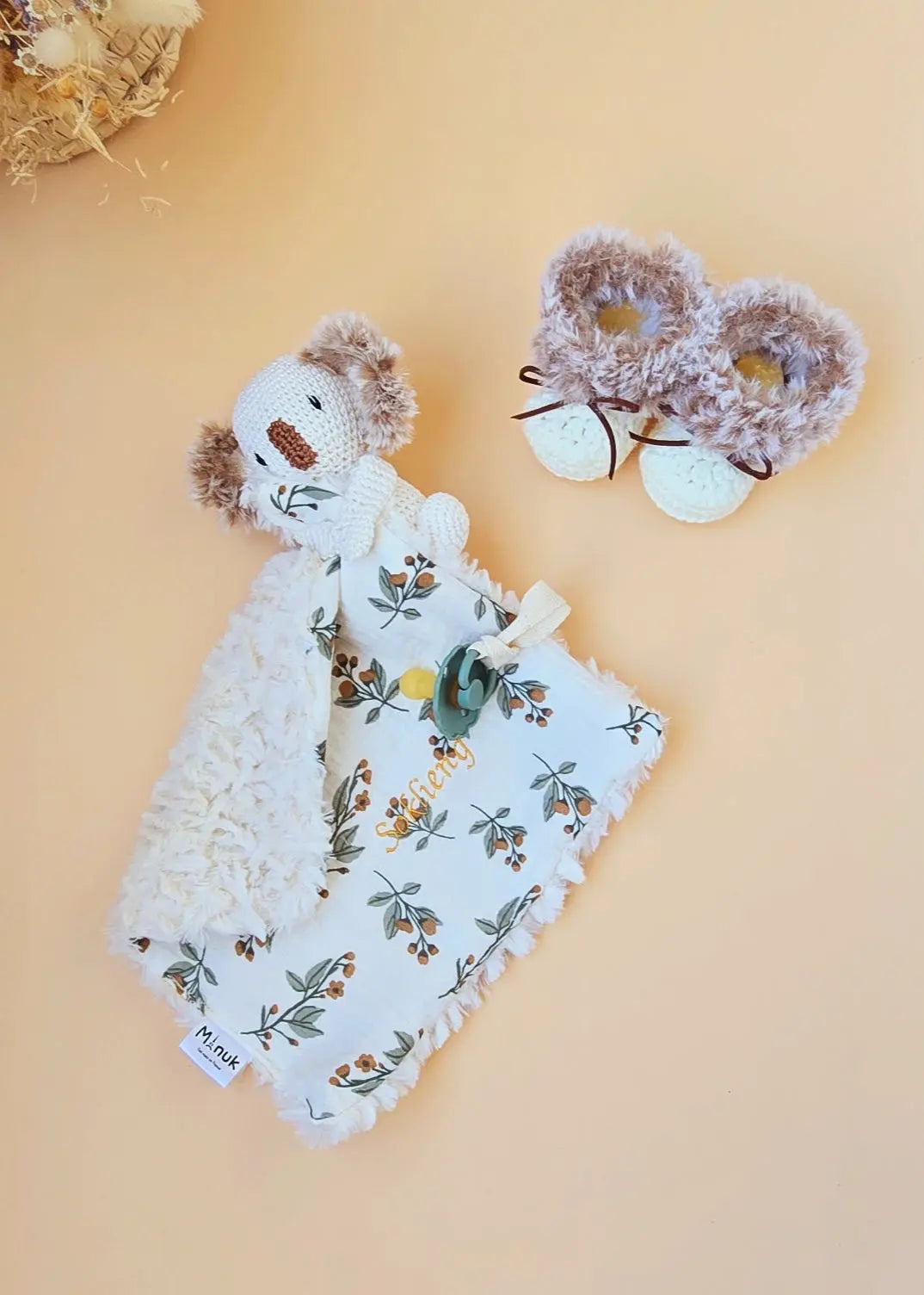 Coffret Doudou Koala Personnalisé Chaussons bébé MANUK FRANCE