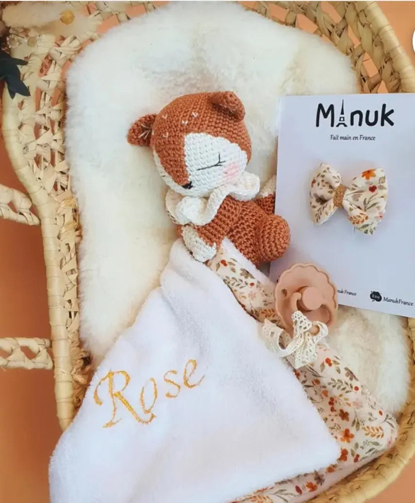 Coffret Naissance Doudou Attache tétine Renard Personnalisé Nœud cheveux MANUK FRANCE
