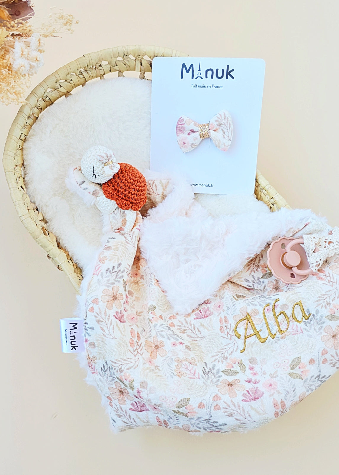 Coffret naissance Doudou tortue Fleuri Rose Barrette cheveux